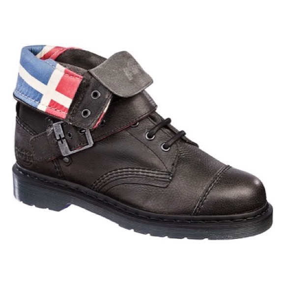 Dr Martens Triumph British Flag Moto 